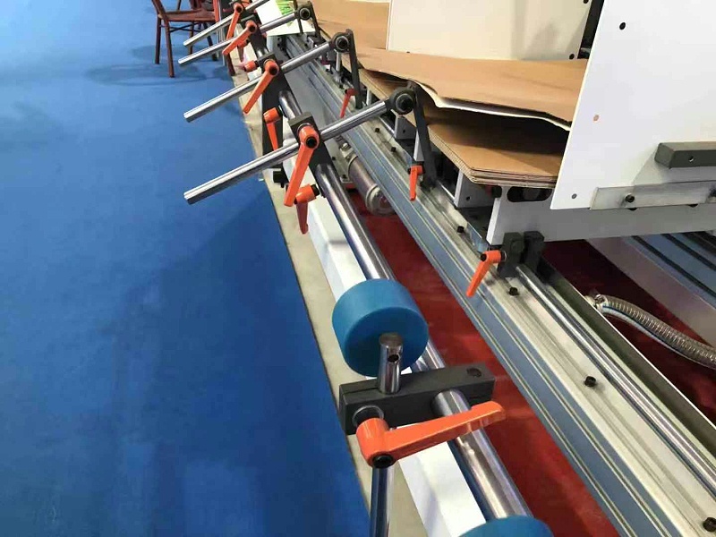 歐拓拉手廠(chǎng)家定制拉手,內(nèi)波紋手輪,背波紋手輪,橢圓拉手,膠木拉手,方形拉手